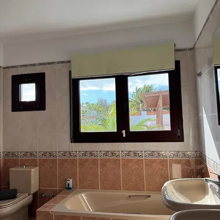 Solerolo - Stunning In Villa